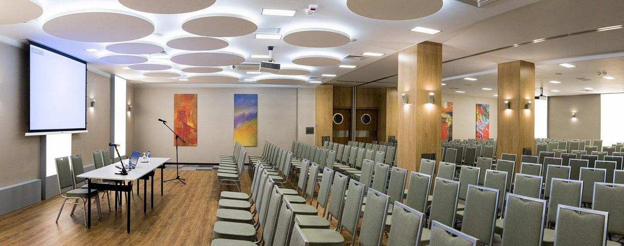 Hotel Radocza Park Business المظهر الخارجي الصورة